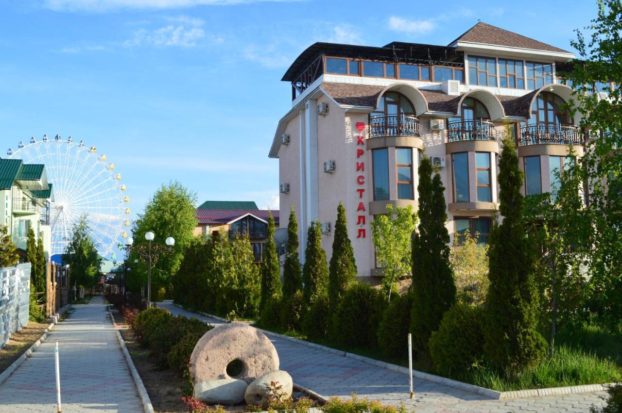 Kristall Hotel Bosteri Zewnętrze zdjęcie
