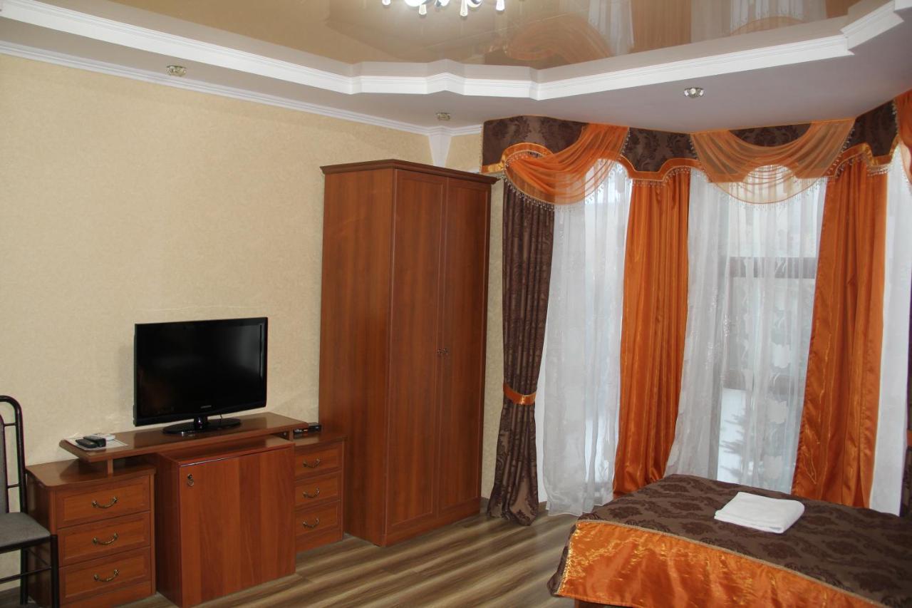 Kristall Hotel Bosteri Zewnętrze zdjęcie