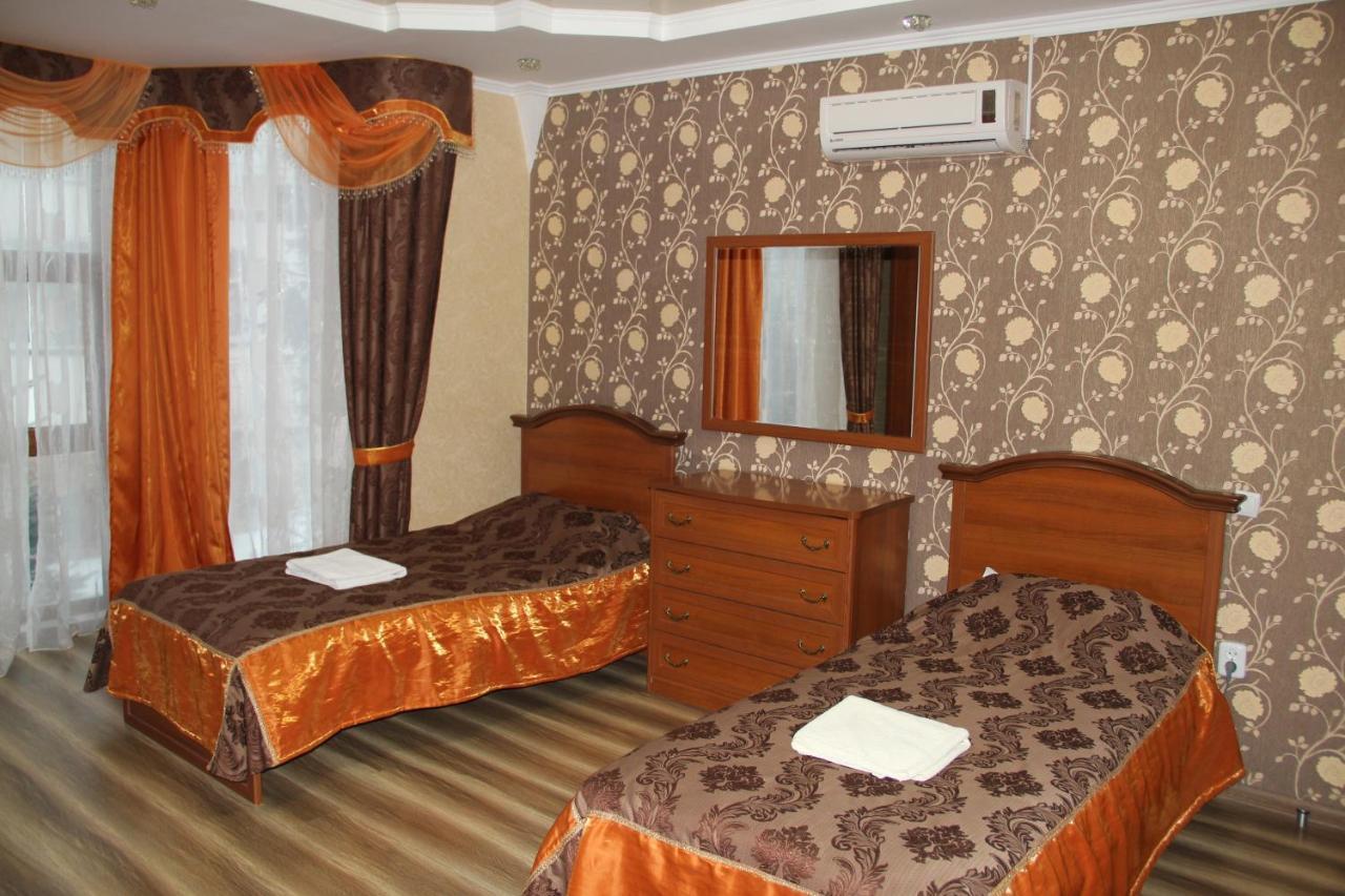 Kristall Hotel Bosteri Zewnętrze zdjęcie