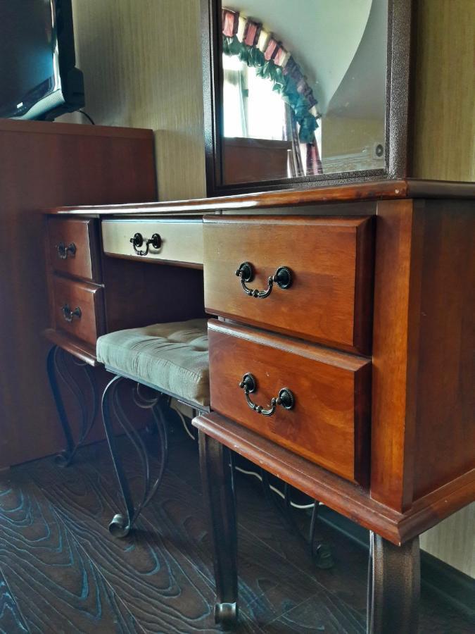 Kristall Hotel Bosteri Zewnętrze zdjęcie