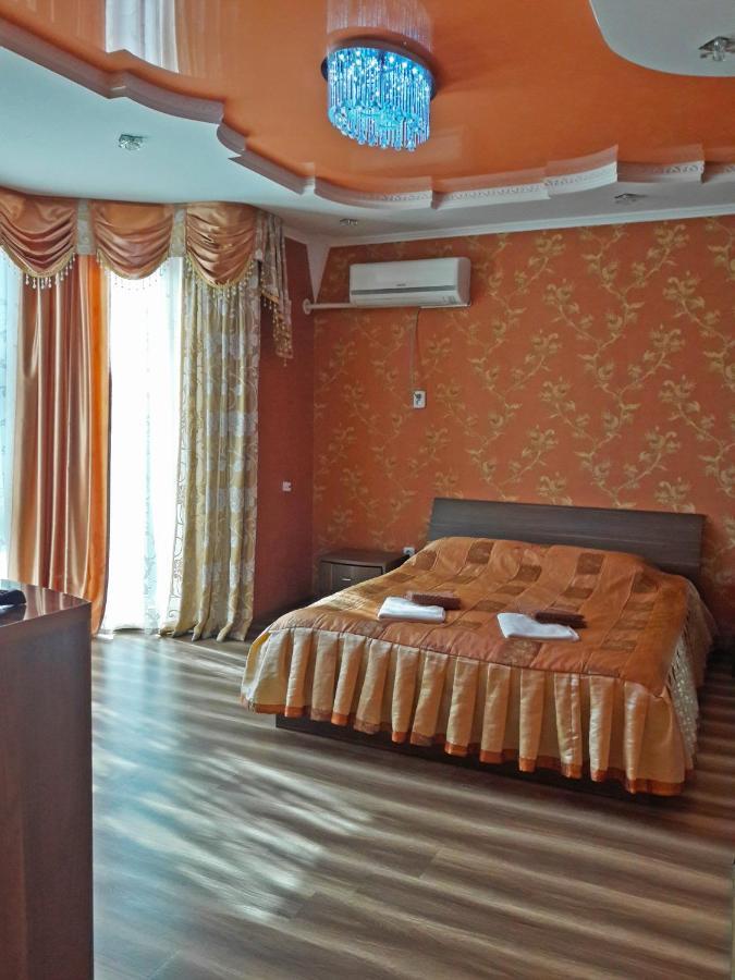 Kristall Hotel Bosteri Zewnętrze zdjęcie